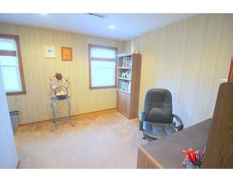 4 Bacon Rd, Framingham, MA 01701 photo 20