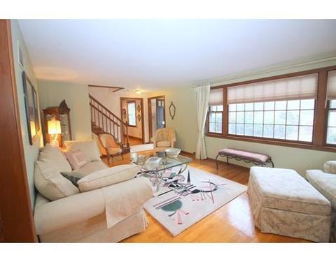 4 Bacon Rd, Framingham, MA 01701 photo 4