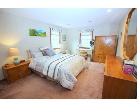 4 Bacon Rd, Framingham, MA 01701 photo 17