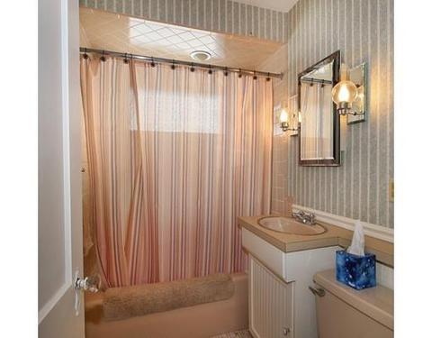 15 Riverview St, Dedham, MA 02026 photo 9