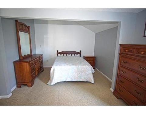 24 Merida St, Springfield, MA 01104 photo 9