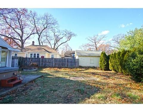 24 Merida St, Springfield, MA 01104 photo 15