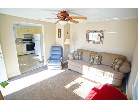 24 Merida St, Springfield, MA 01104 photo 5