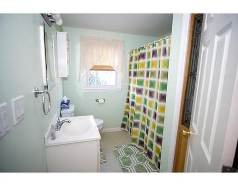 24 Merida St, Springfield, MA 01104 photo 13