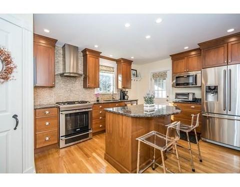 76 Grand St, Reading, MA 01867 photo 10