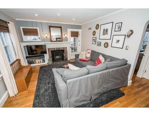 76 Grand St, Reading, MA 01867 photo 3