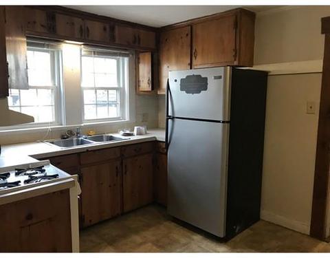 2 Walnut St, Methuen, MA 01844 photo 3