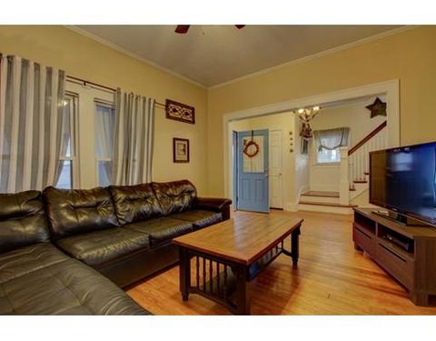 31 Berkeley Ave, Lowell, MA 01852 photo 6