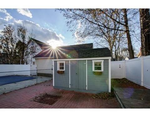 31 Berkeley Ave, Lowell, MA 01852 photo 24