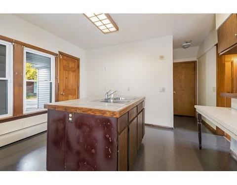 166 Kimberly Ave, Springfield, MA 01108 photo 11