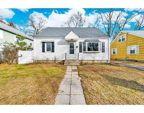 63 Haskin St, Springfield, MA 01109 photo 22