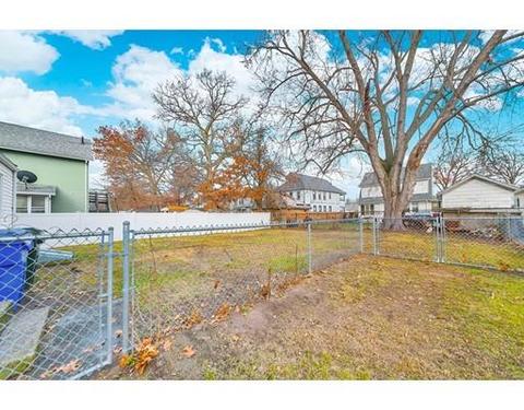 63 Haskin St, Springfield, MA 01109 photo 25