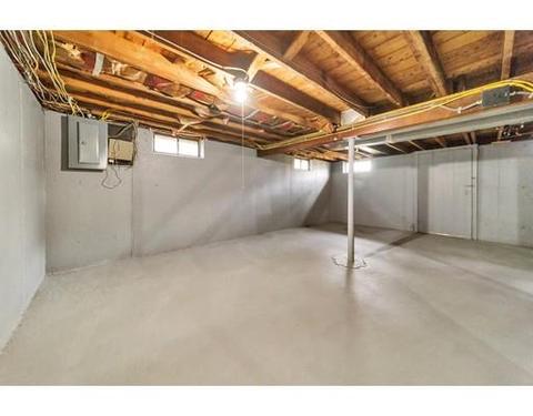 63 Haskin St, Springfield, MA 01109 photo 19