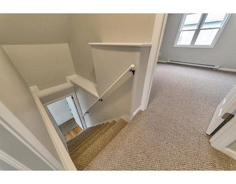 63 Haskin St, Springfield, MA 01109 photo 14