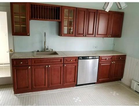 17 Spruceland Ave, Springfield, MA 01108 photo 9