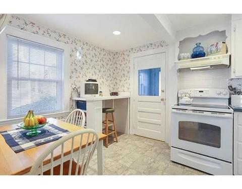 25 Appleton Ave, Beverly, MA 01915 photo 8
