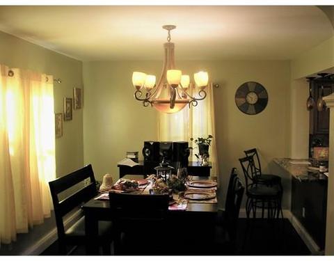 122 Edgemont St, Springfield, MA 01109 photo 5