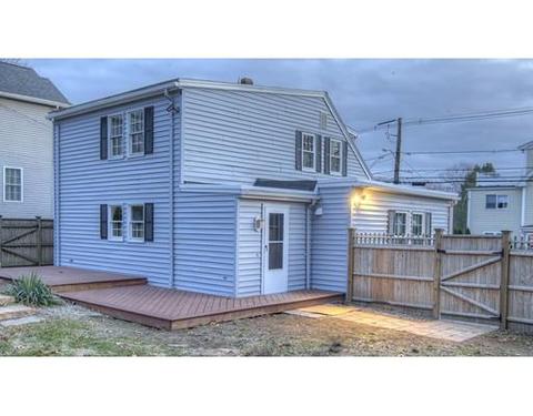 66 Spring St, Stoneham, MA 02180 photo 3