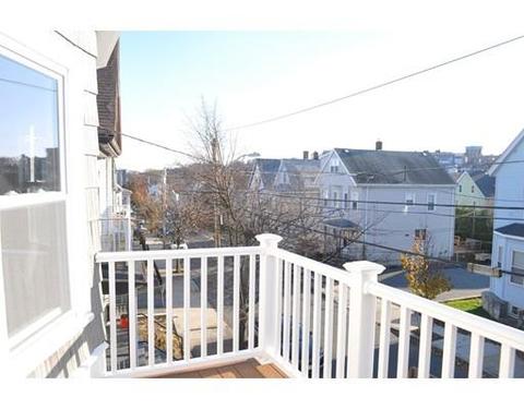 33 Jackson Ave, Everett, MA 02149 photo 3