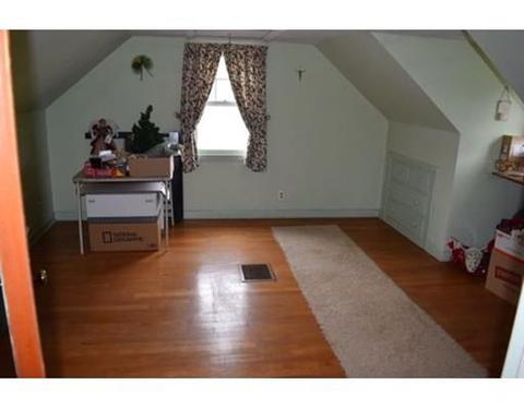 111 Lachine St, Chicopee, MA 01020 photo 10