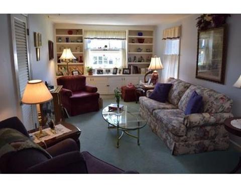 111 Lachine St, Chicopee, MA 01020 photo 8