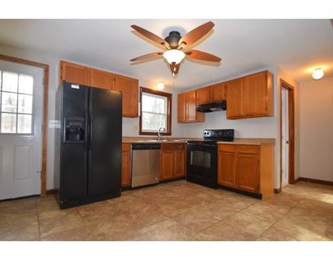 4 Desforge Ln, Derry, NH 03038 photo 10