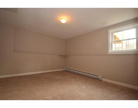 4 Desforge Ln, Derry, NH 03038 photo 25