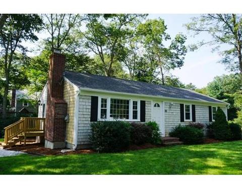 20 Timberlane Dr, Mashpee, MA 02649 photo 2
