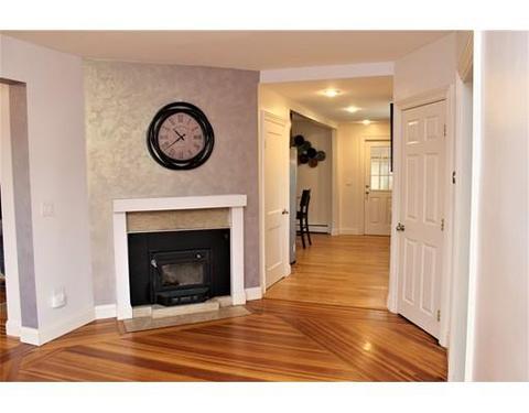 366 Maple St, Danvers, MA 01923 photo 8