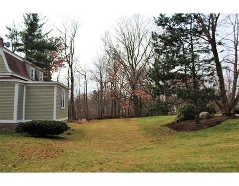 366 Maple St, Danvers, MA 01923 photo 25