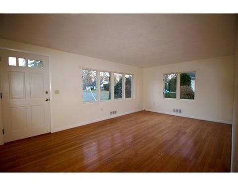 204 E Allen Ridge Rd, Springfield, MA 01118 photo 6