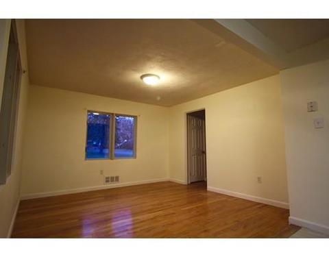 204 E Allen Ridge Rd, Springfield, MA 01118 photo 12