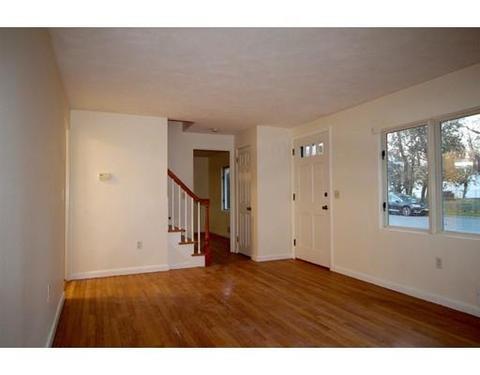 204 E Allen Ridge Rd, Springfield, MA 01118 photo 4