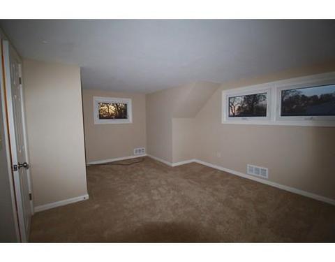 204 E Allen Ridge Rd, Springfield, MA 01118 photo 14