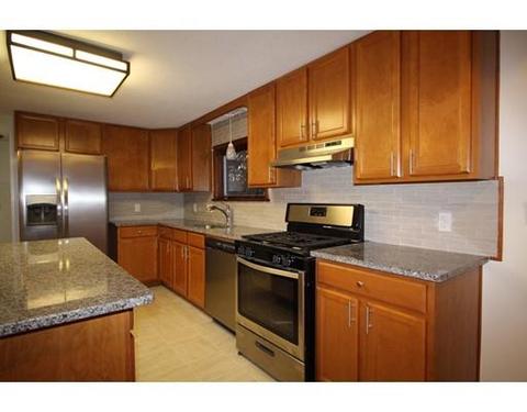 204 E Allen Ridge Rd, Springfield, MA 01118 photo 9
