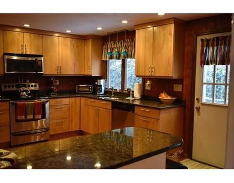 7 Old Ridge Rd, Canton, MA 02021 photo 2