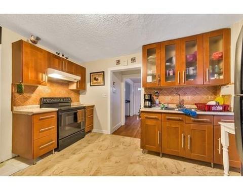 334 Chapin Ter, Springfield, MA 01104 photo 2