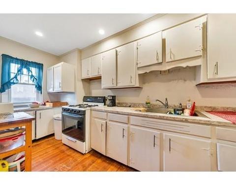 78 Rittenhouse Ter, Springfield, MA 01108 photo 3
