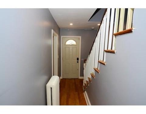 19 Arlington St, Everett, MA 02149 photo 11