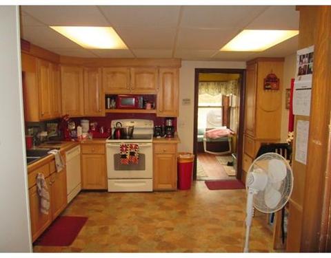 25 Bird St, Worcester, MA 01604 photo 6