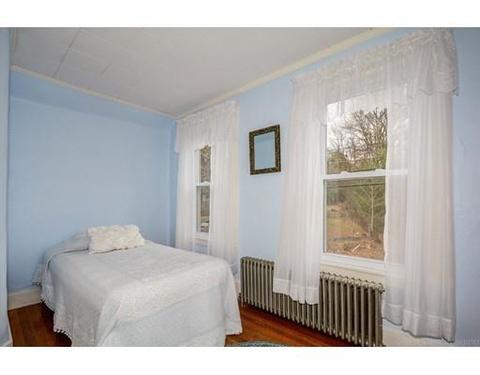 107 Singletary Ave, Sutton, MA 01590 photo 27