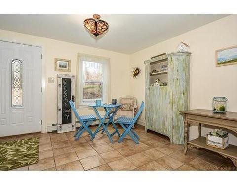 107 Singletary Ave, Sutton, MA 01590 photo 4
