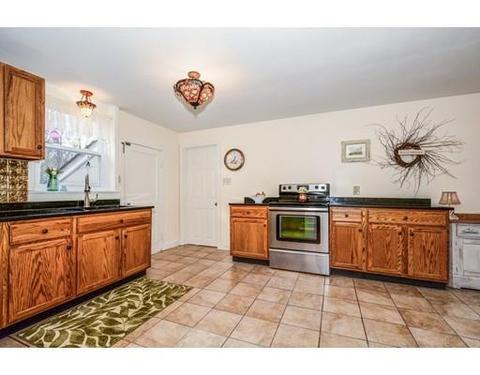 107 Singletary Ave, Sutton, MA 01590 photo 6