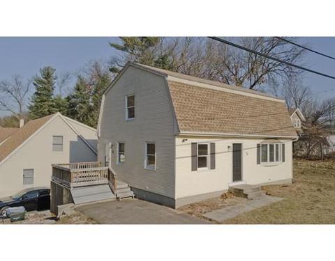 75 Pocantico Ave, Springfield, MA 01109 photo 4