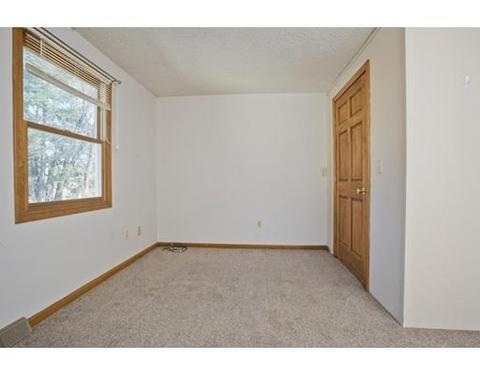 75 Pocantico Ave, Springfield, MA 01109 photo 17