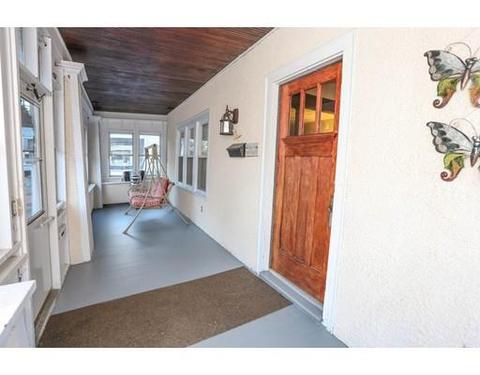 29 Carlton St, Springfield, MA 01108 photo 2