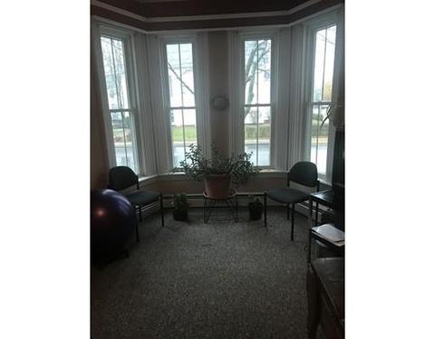 35 Main St, Saugus, MA 01906 photo 4