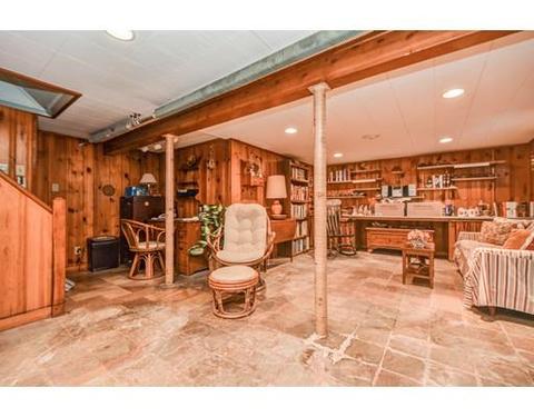 15 Avon Cir, Needham, MA 02494 photo 18