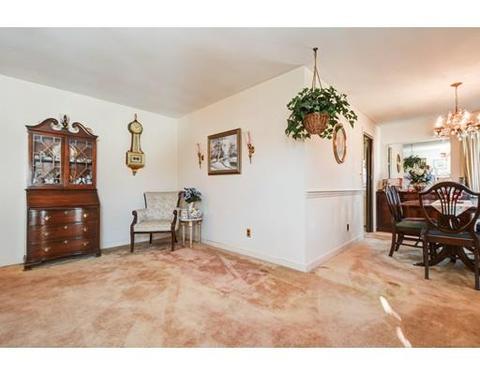 15 Avon Cir, Needham, MA 02494 photo 6