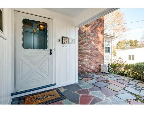 15 Avon Cir, Needham, MA 02494 photo 2